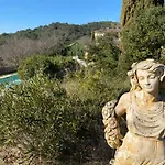 Hébergement de vacances In Mas Uzes Zwembad En Grote Tuin *