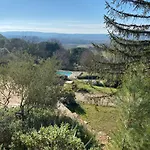 Hébergement de vacances In Mas Uzes Zwembad En Grote Tuin Tresques