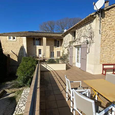 In Mas Uzes Zwembad En Grote Tuin