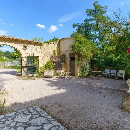 Tatil Evi In Mas Uzes Zwembad En Grote Tuin *